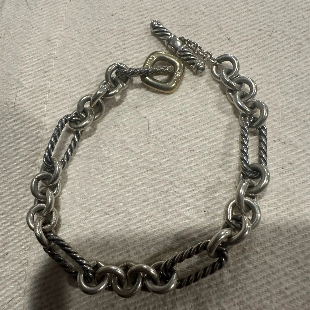 ⭐️David Yurman DY Silver and Gold Figaro Chain Bracelet⭐️ - Picture 3 of 3